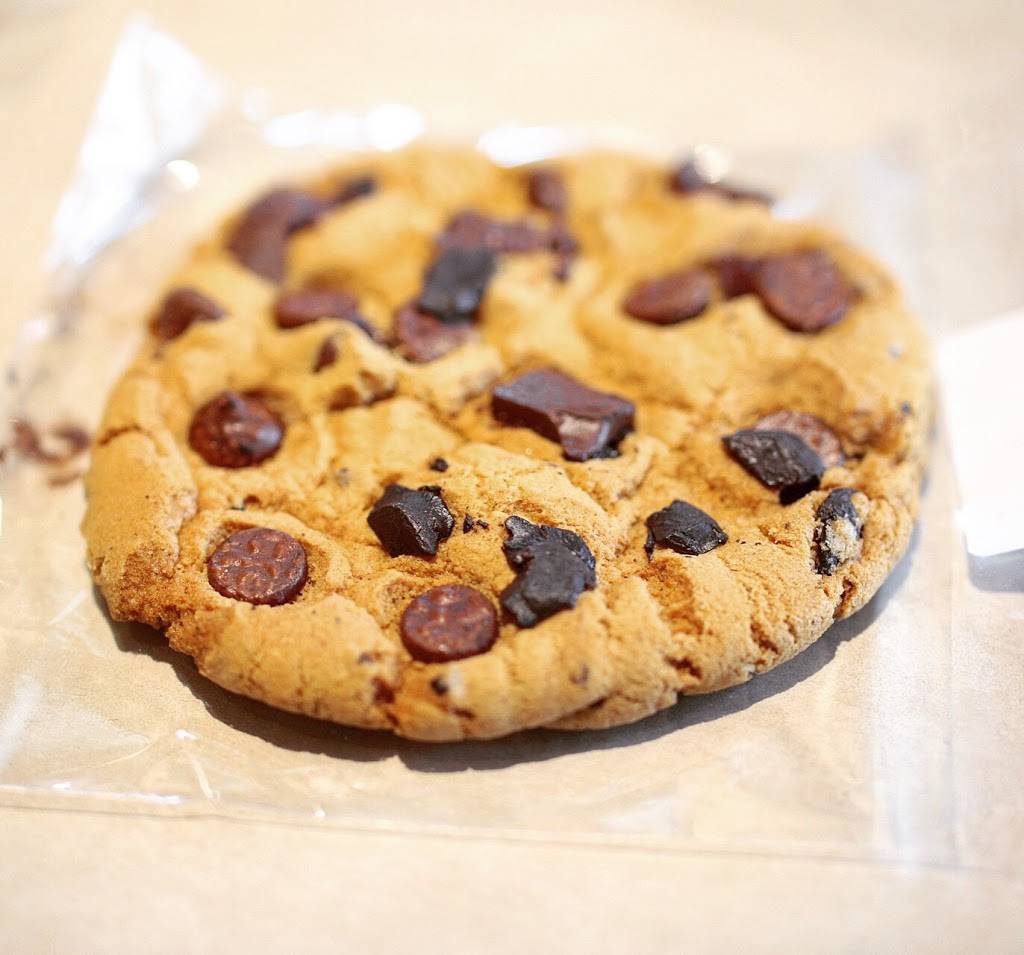 Zoës Kitchen | restaurant | 14 Swannanoa River Rd, Asheville, NC 28803, USA | 8285058767 OR +1 828-505-8767