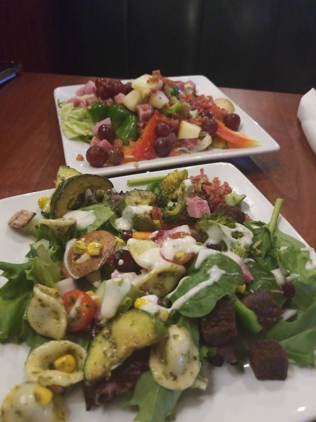 Ruby Tuesday | restaurant | 945 N Dupont Blvd, Milford, DE 19963, USA | 3024248049 OR +1 302-424-8049