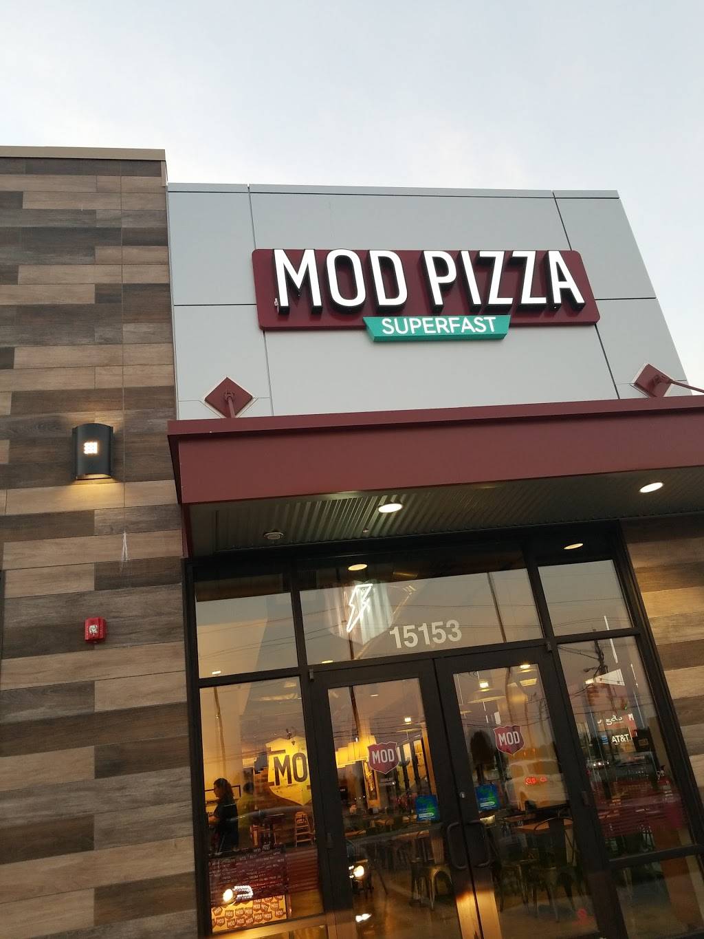 MOD Pizza | restaurant | 15153 23 Mile Rd, Shelby Charter Twp, MI 48315, USA | 5864642380 OR +1 586-464-2380