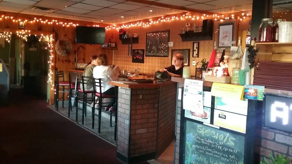 Raphaels | restaurant | 4572 Clark St, Hamburg, NY 14075, USA | 7169413112 OR +1 716-941-3112