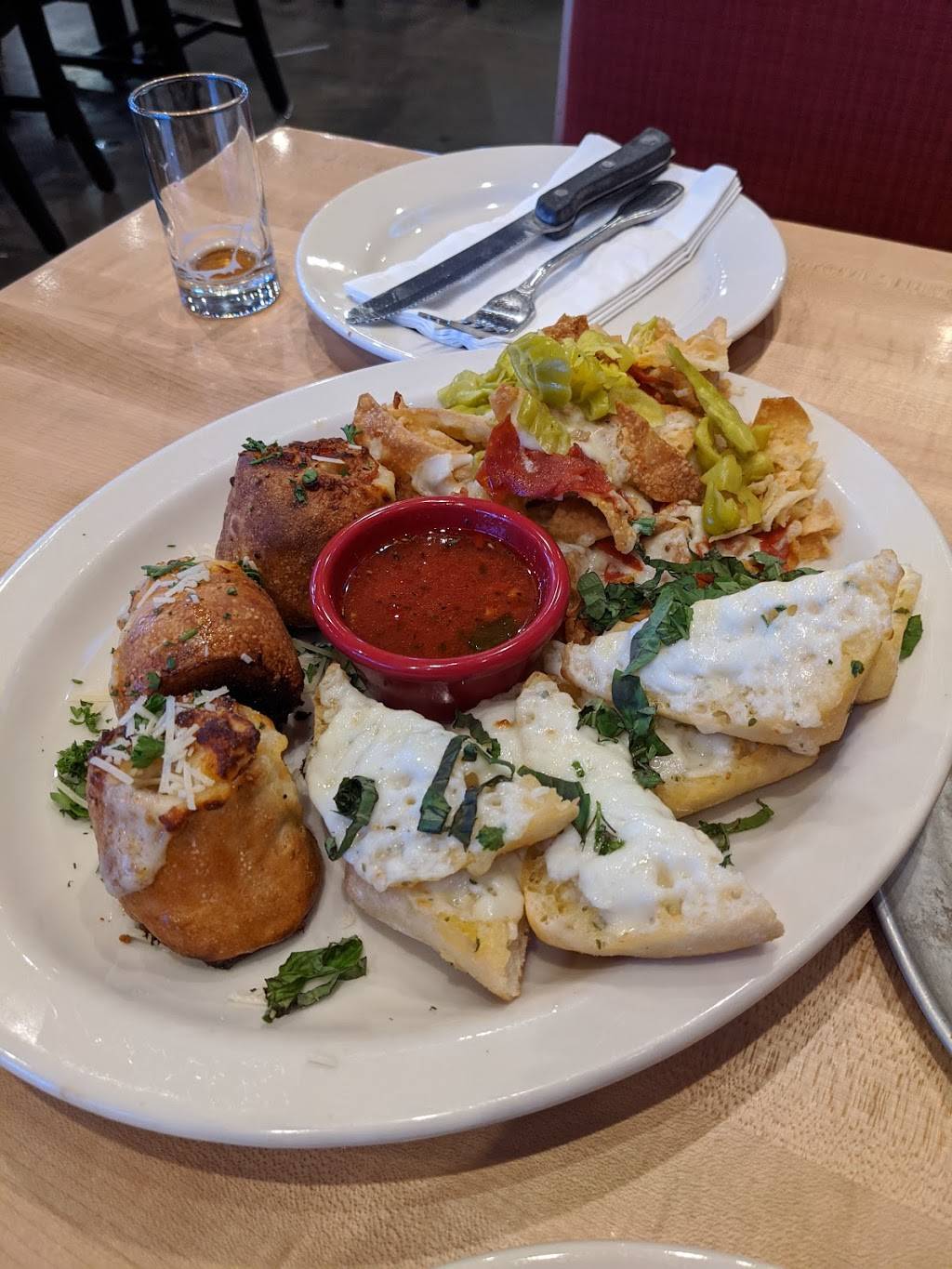 Old Chicago | restaurant | 1489 Park Central Dr, Highlands Ranch, CO 80129, USA | 7204498588 OR +1 720-449-8588