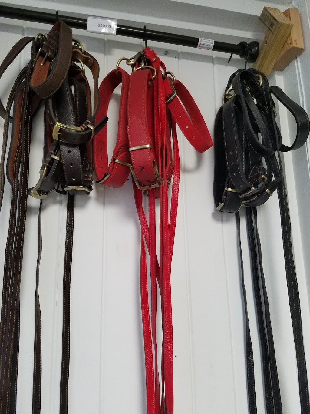 Talk of the Town Bullies | restaurant | 1925 16th St, Moline, IL 61265, USA | 3093732851 OR +1 309-373-2851