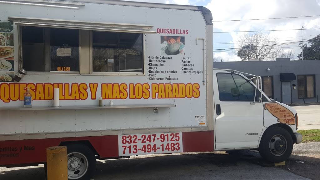 Quesadillas y Mas Los Parados | restaurant | 3930 N Main St, Houston, TX 77009, USA | 8322479125 OR +1 832-247-9125