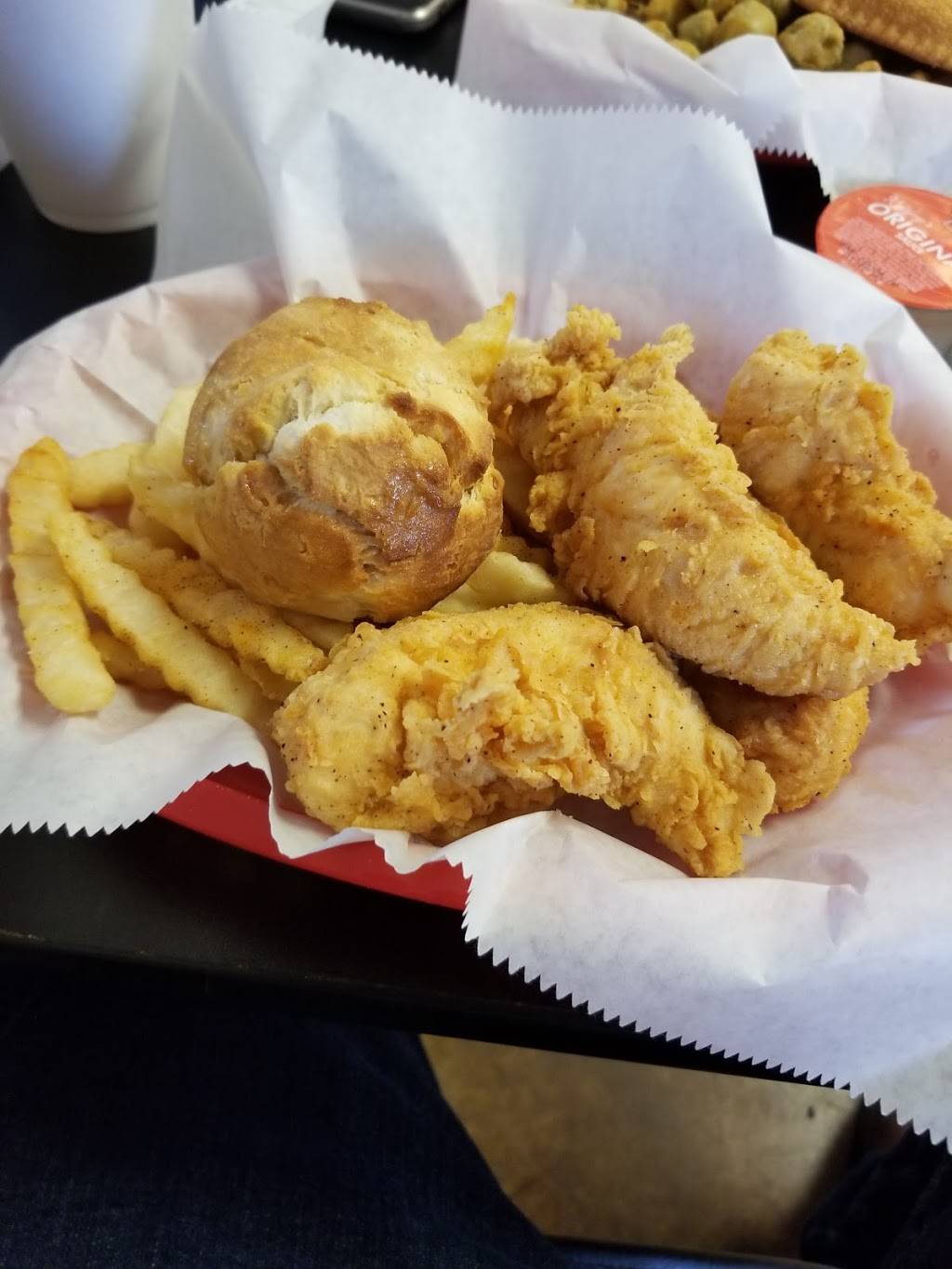 Lanes Chicken & Seafood | restaurant | 711 11th Ave, Franklinton, LA 70438, USA | 9858398937 OR +1 985-839-8937