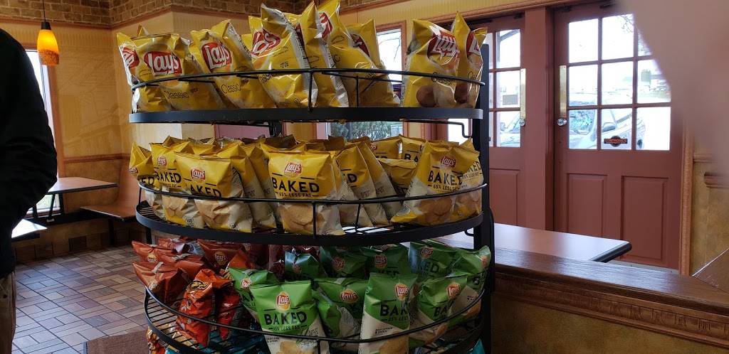 Subway | restaurant | 2575 Airport Rd, Jackson, MI 49202, USA | 5177846888 OR +1 517-784-6888