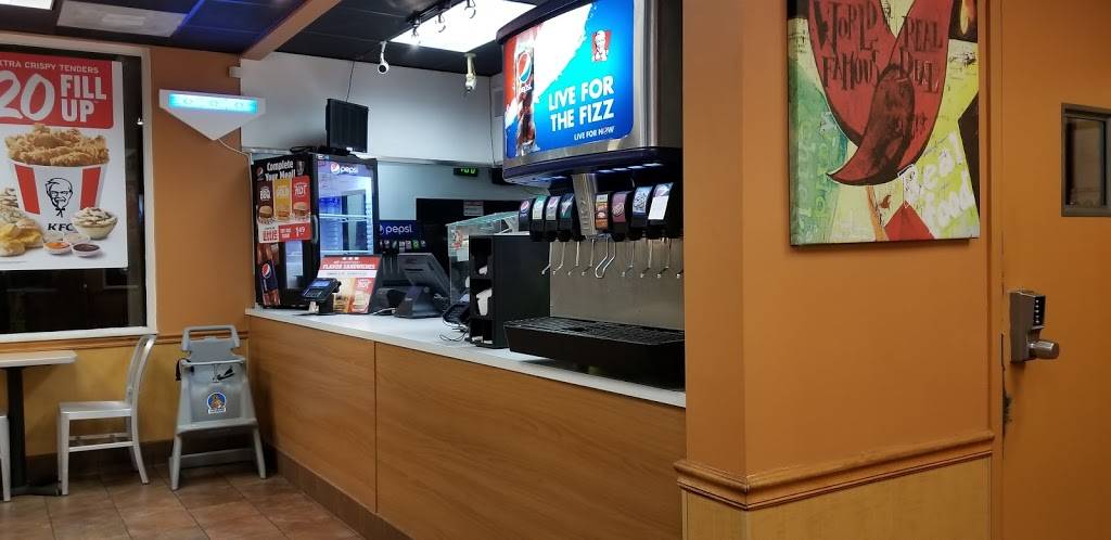 KFC | restaurant | 5826 Bird Rd, Miami, FL 33155, USA | 3056662130 OR +1 305-666-2130