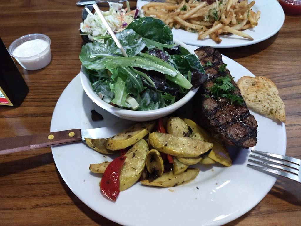 Riley’s Brew Pub | restaurant | 2674 Owens Mountain Pkwy, Clovis, CA 93611, USA | 5598622925 OR +1 559-862-2925