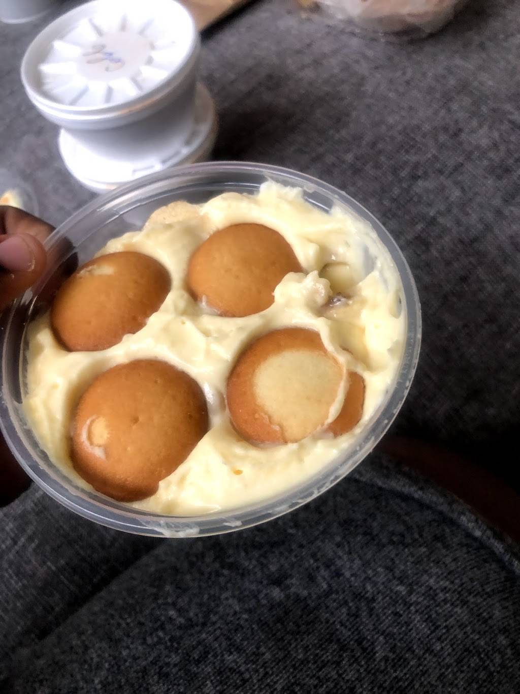 J-N-J Southern Kitchen | meal delivery | 10722 Reisterstown Rd, Owings Mills, MD 21117, USA | 4105261000 OR +1 410-526-1000