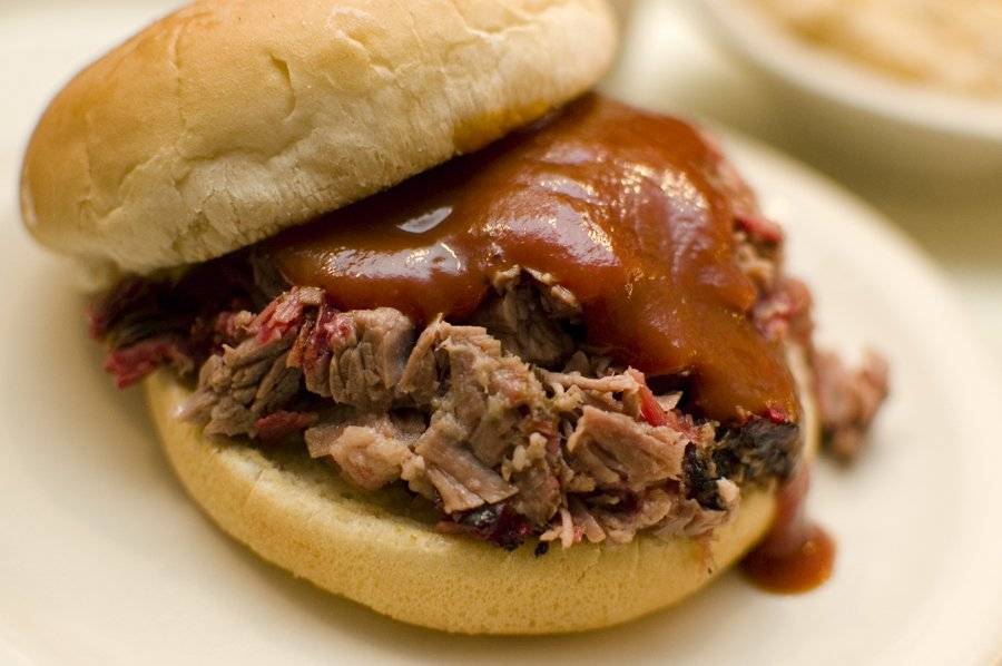 Bodacious Bar-B-Q | restaurant | 1206 E Division St, Arlington, TX 76011, USA | 8178604248 OR +1 817-860-4248