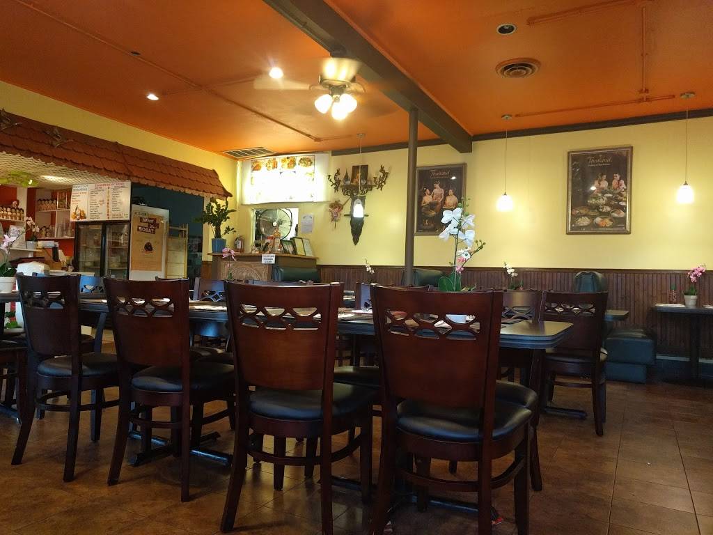 Rosie Thai Cuisine | restaurant | 20560 E Arrow Hwy, Covina, CA 91724, USA | 6263317679 OR +1 626-331-7679