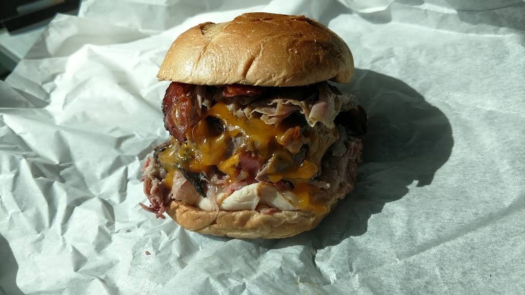 Arbys | meal takeaway | 8060 N Oracle Rd, Oro Valley, AZ 85704, USA | 5205446003 OR +1 520-544-6003