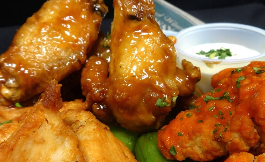Broadway Pizza | restaurant | 16754 US-10, Elk River, MN 55330, USA | 7634415180 OR +1 763-441-5180