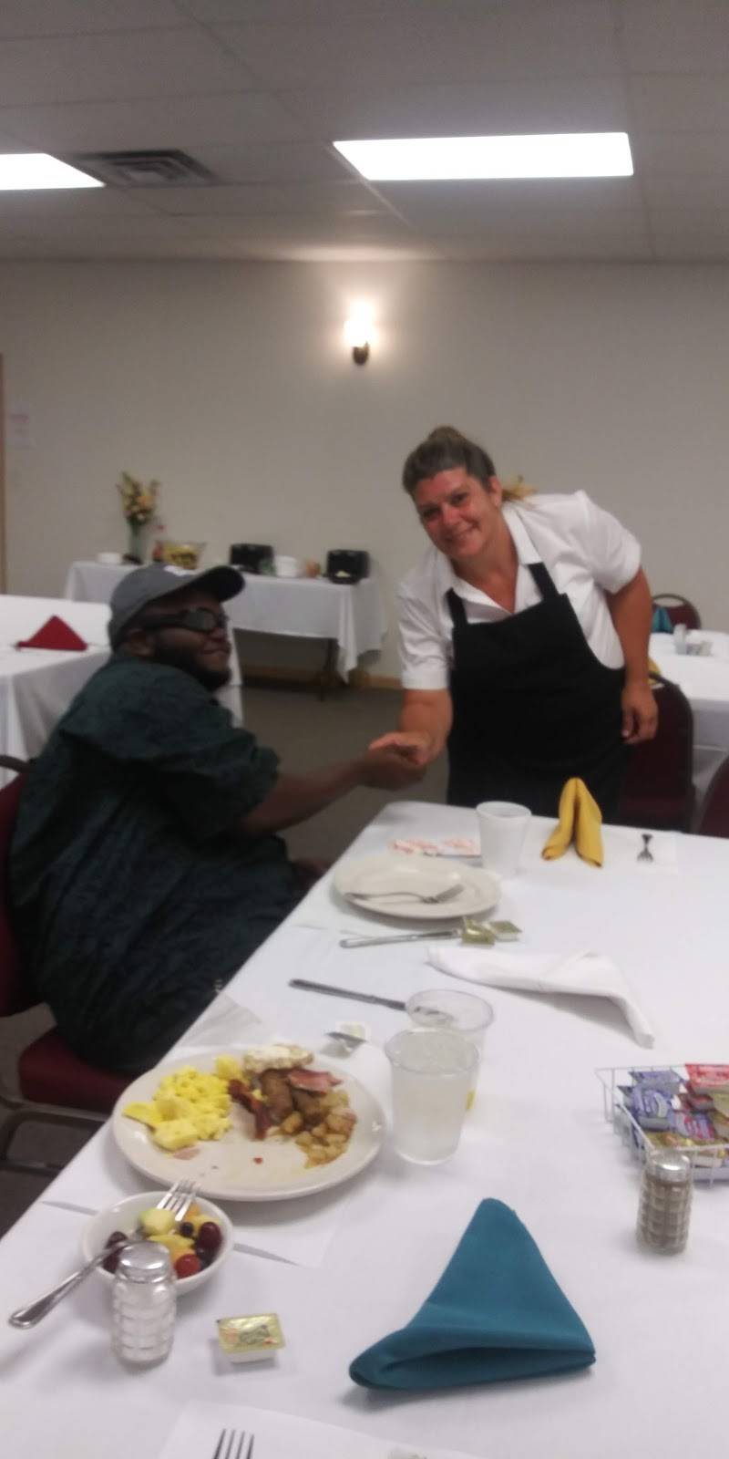 Ricardos Restaurant and Banquet Hall | restaurant | 115 Front Ave SW, New Philadelphia, OH 44663, USA | 3303646700 OR +1 330-364-6700