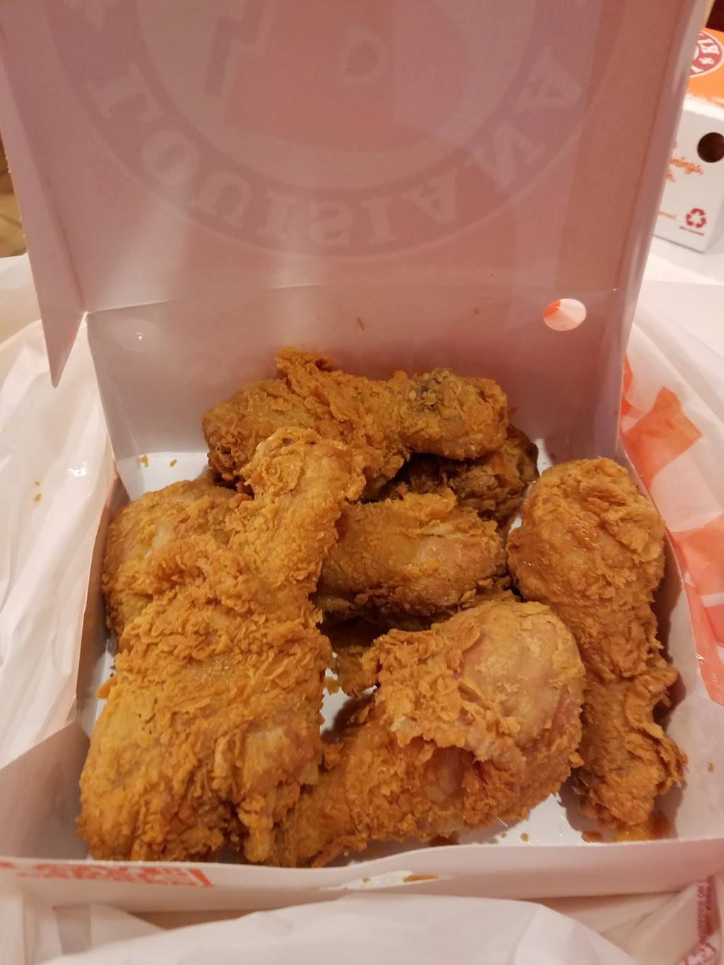 Popeyes Louisiana Kitchen | restaurant | 1302 Hanover Ave, Allentown, PA 18109, USA | 6103512015 OR +1 610-351-2015