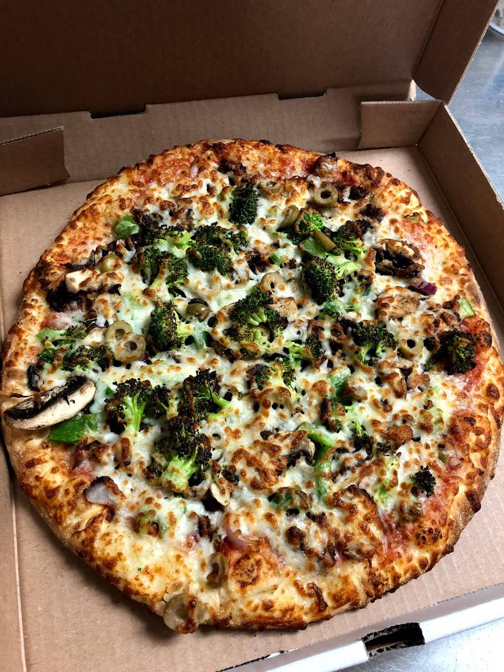 PIZZA PALACE | restaurant | 11801 Reisterstown Rd, Reisterstown, MD 21136, USA | 4108331700 OR +1 410-833-1700