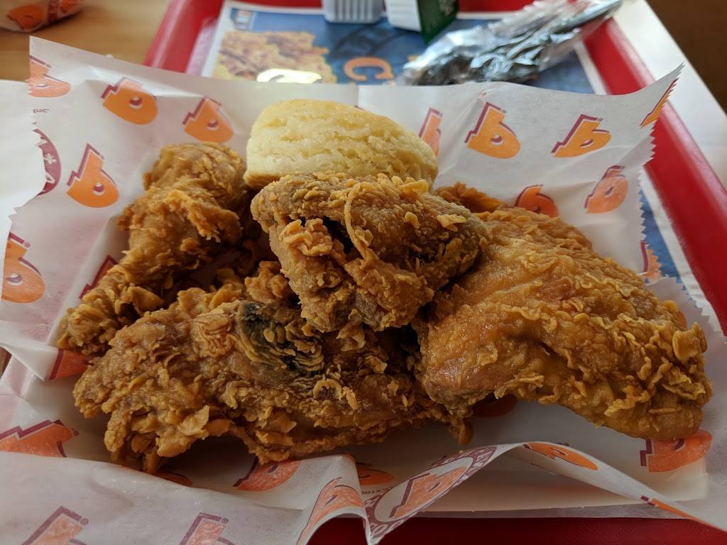 Popeyes Louisiana Kitchen | restaurant | 141 Daniel Webster Hwy, Nashua, NH 03060, USA | 6039435197 OR +1 603-943-5197