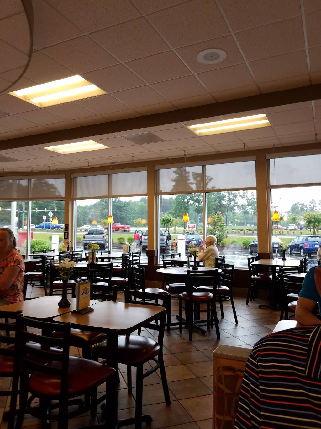 Chick-fil-A | restaurant | 6780 Waltons Ln, Gloucester, VA 23061, USA | 8046934585 OR +1 804-693-4585