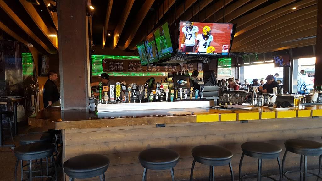 The Duck Dive | restaurant | 4650 Mission Blvd, San Diego, CA 92109, USA | 8582733825 OR +1 858-273-3825