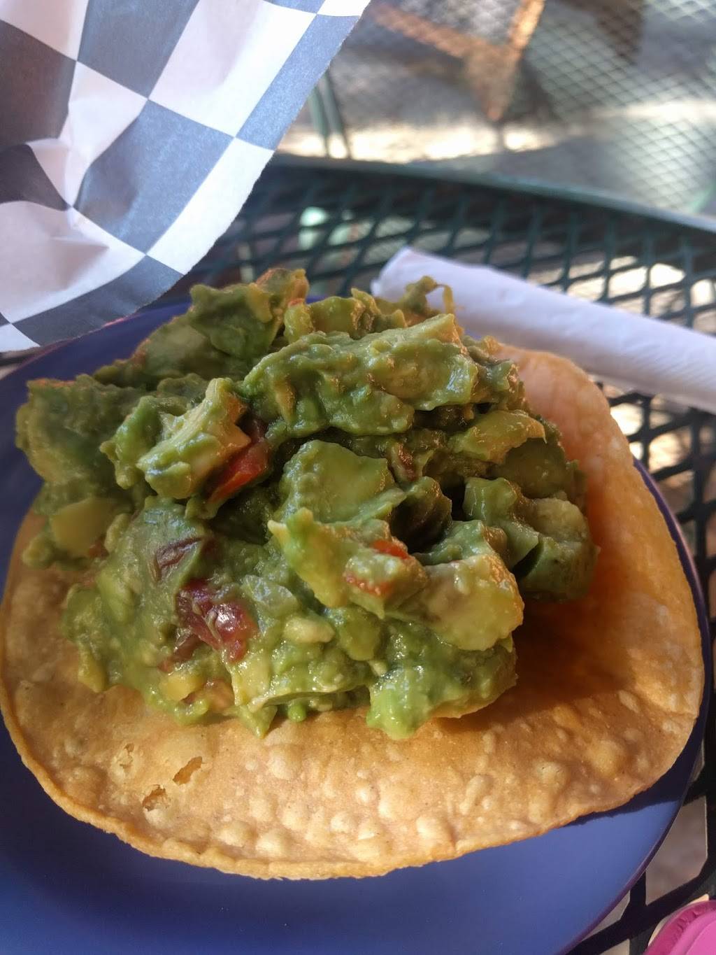 La Tropicana | restaurant | 434 Locust St, Lawrence, KS 66044, USA | 7857493550 OR +1 785-749-3550