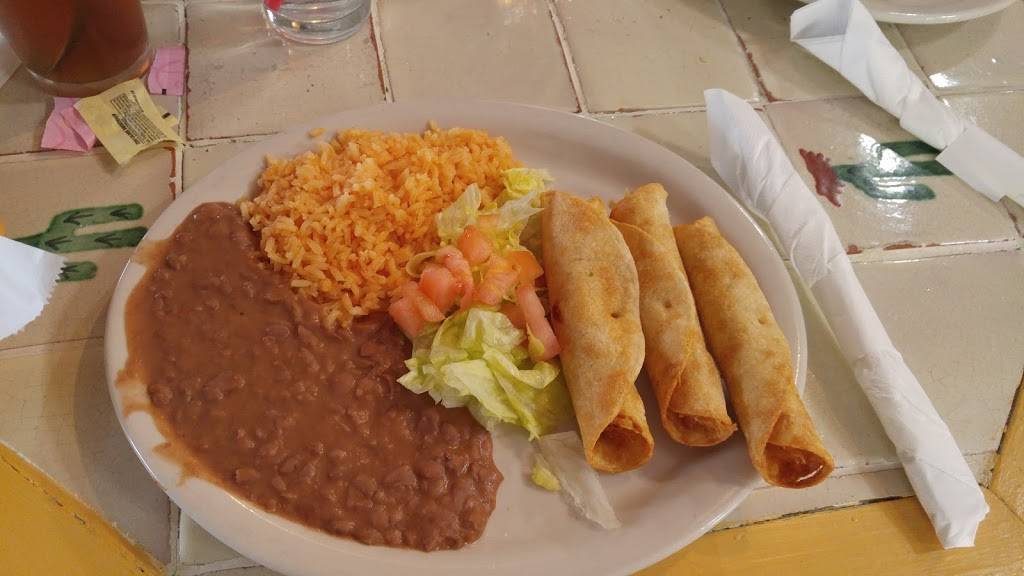 Oky Doky Restaurant & Bar | restaurant | 5616 Bandera Rd, Leon Valley, TX 78238, USA | 2105493268 OR +1 210-549-3268