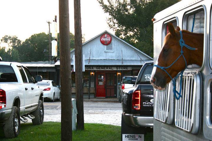 Leona General Store | restaurant | North Leona Blvd, 136 TX-75, Leona, TX 75850, USA | 9033442202 OR +1 903-344-2202