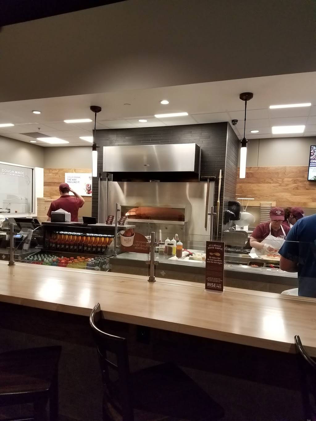 Rise Pies | restaurant | 5205 Airways Blvd, Southaven, MS 38671, USA | 6627725200 OR +1 662-772-5200