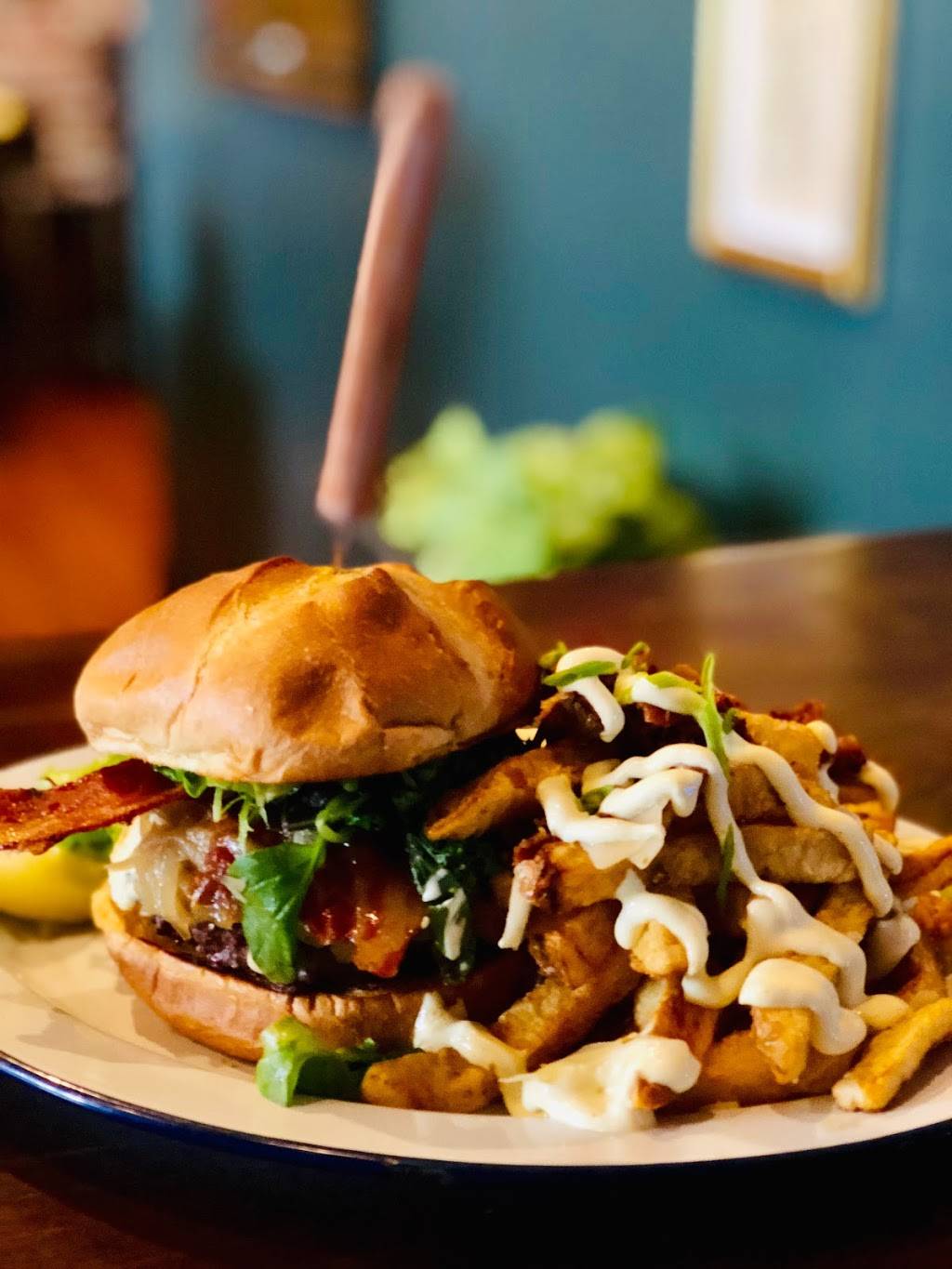 Learys Landing Irish Pub | restaurant | 156 Main St, Bar Harbor, ME 04609, USA | 2076643919 OR +1 207-664-3919