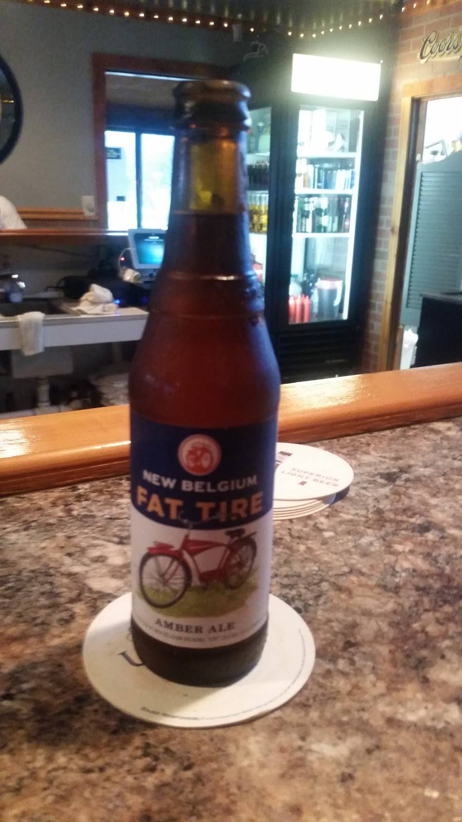 Mooneys Sunset Bar & Grill | restaurant | 320 Lake Front St, Disney, OK 74340, USA | 9184355200 OR +1 918-435-5200