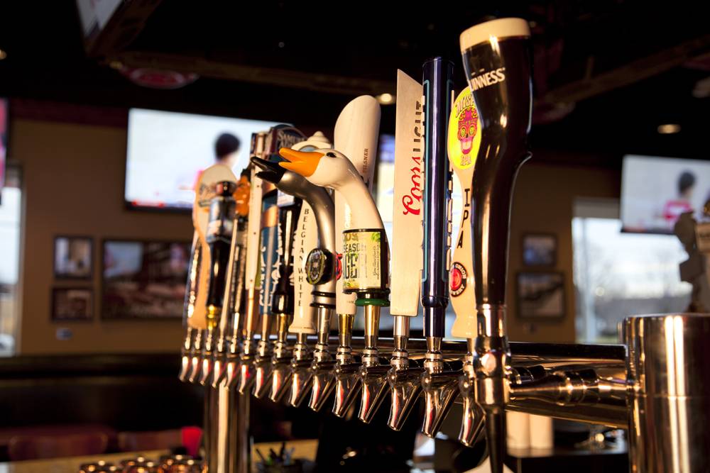 Rosatis Sports Pub of DeKalb | restaurant | 930 Pappas Dr, DeKalb, IL 60115, USA | 8157663041 OR +1 815-766-3041