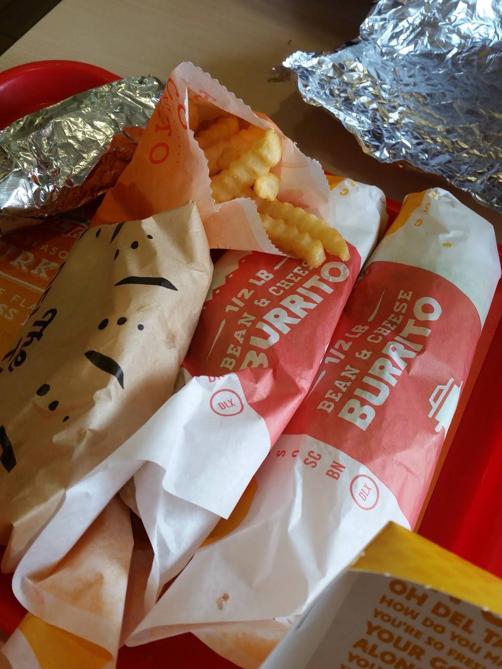 Del Taco | meal takeaway | 1270 W Valley Pkwy, Escondido, CA 92029, USA | 7604896947 OR +1 760-489-6947