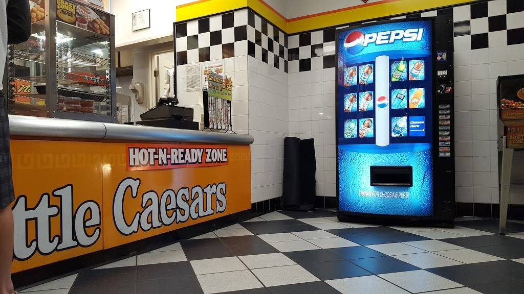 Little Caesars Pizza | meal takeaway | 1041 E Vista Way, Vista, CA 92084, USA | 7609412880 OR +1 760-941-2880