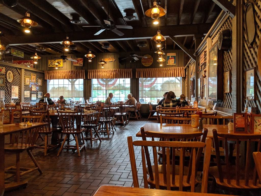 Cracker Barrel Old Country Store | restaurant | 6233 Heimos Industrial Park Dr, St. Louis, MO 63129, USA | 3144168880 OR +1 314-416-8880