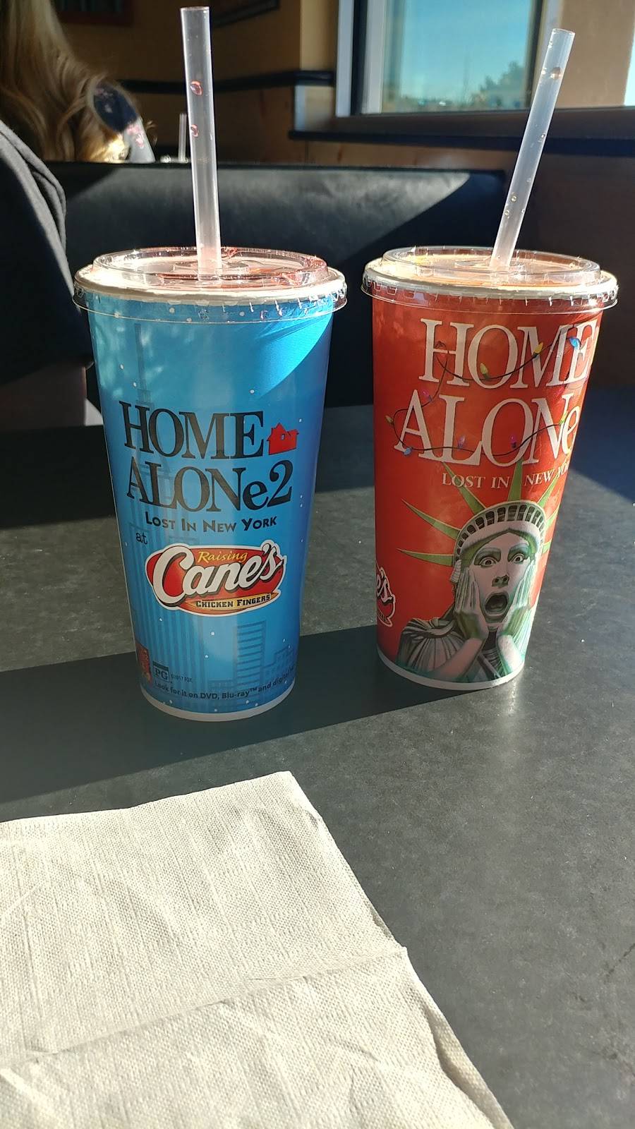 Raising Canes Chicken Fingers | meal takeaway | 5012 Founders Pkwy, Castle Rock, CO 80108, USA | 3036888070 OR +1 303-688-8070