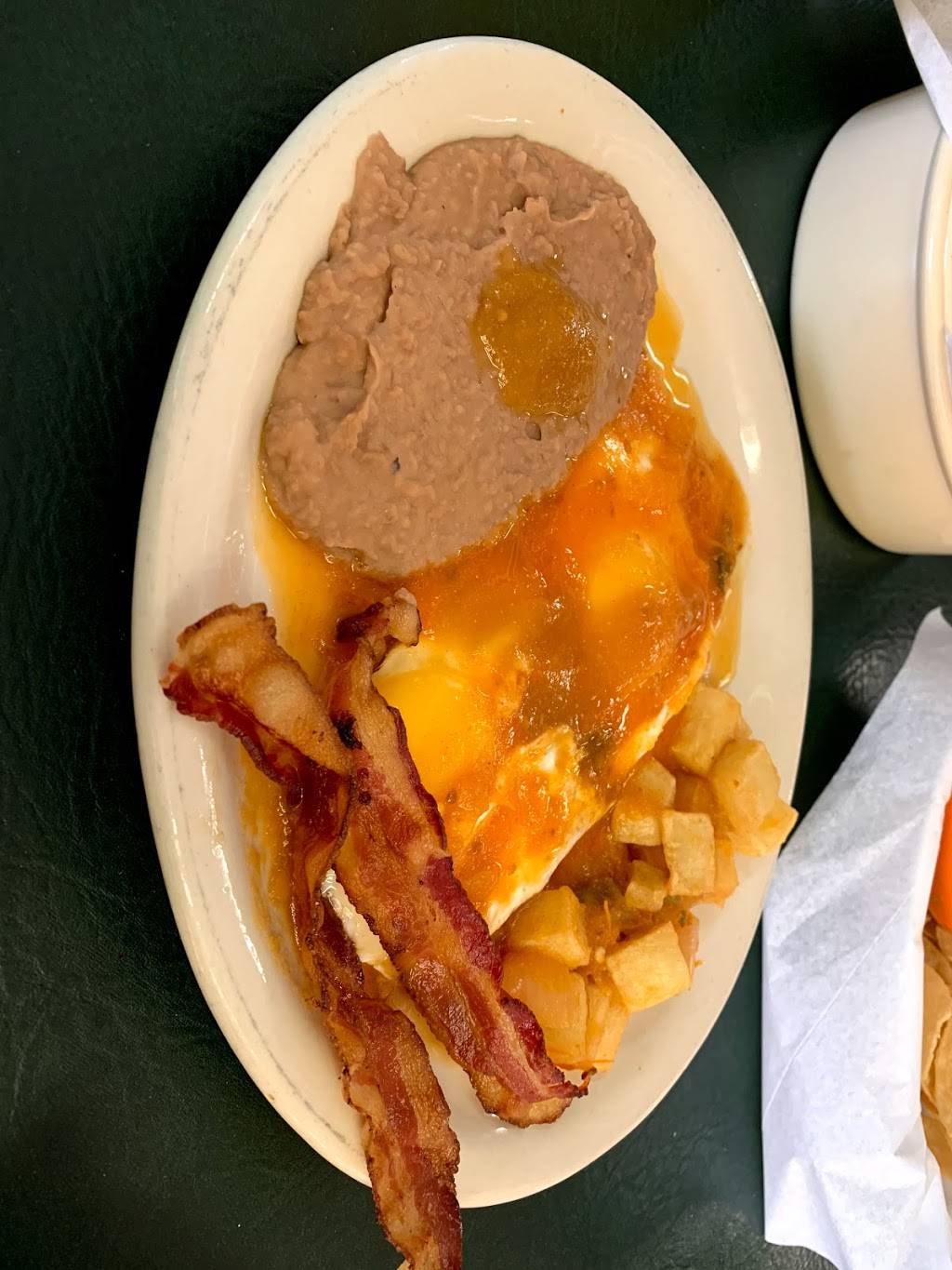 Chile Tomate & Cebolla Mexican | restaurant | 1009 Donaldson Ave, San Antonio, TX 78228, USA | 2107360223 OR +1 210-736-0223