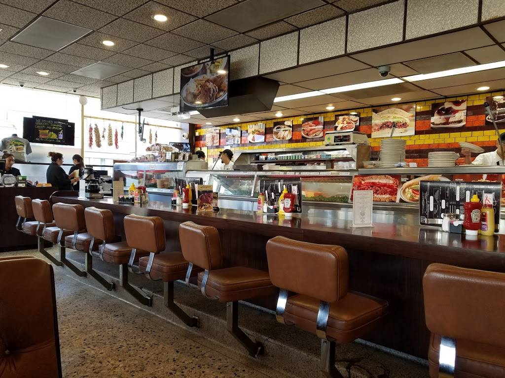 Langers | meal takeaway | 704 S Alvarado St, Los Angeles, CA 90057, USA | 2134838050 OR +1 213-483-8050
