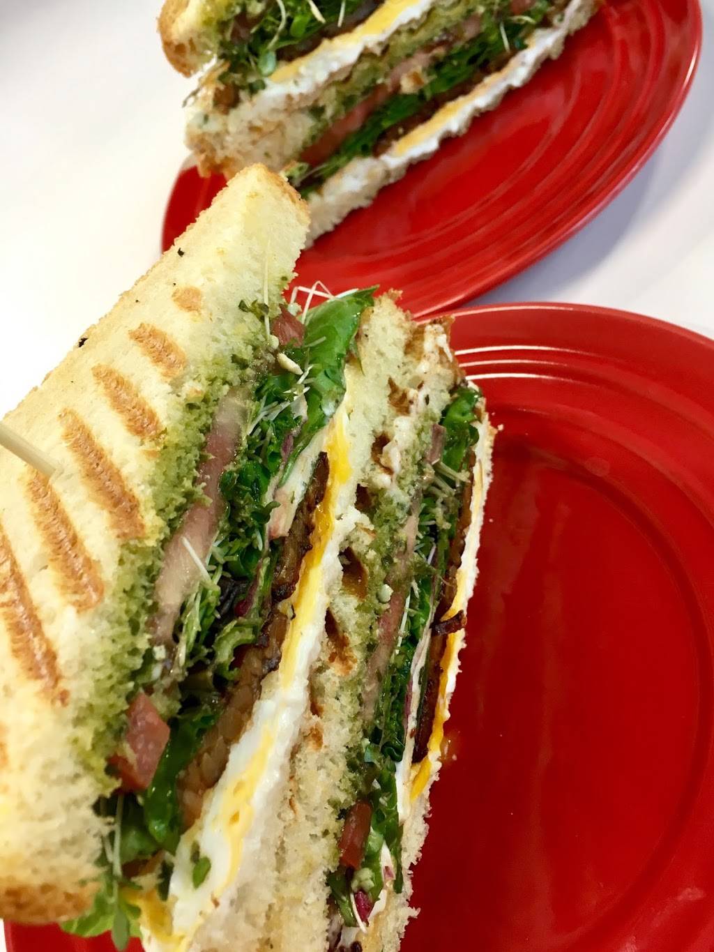 Lil Organic Kitchen Cobourg | restaurant | 955 Elgin St W #1b, Cobourg, ON K9A 5J3, Canada | 9053736009 OR +1 905-373-6009