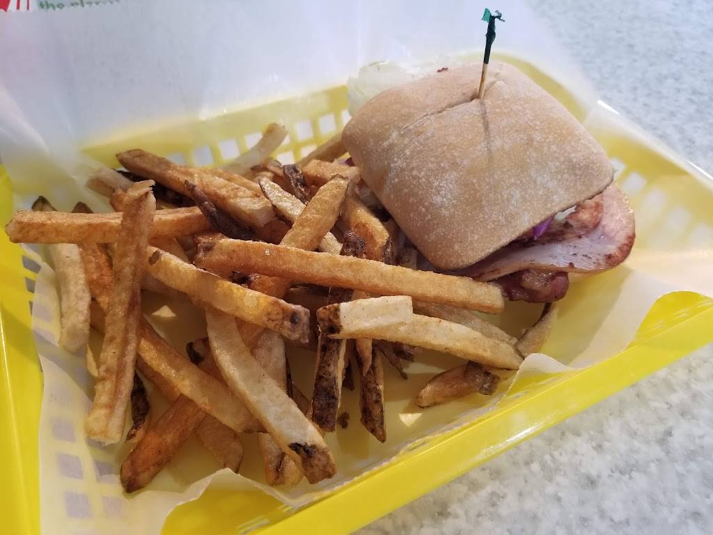 BOZS Burger Bistro | restaurant | 3101 St Paul St, Baltimore, MD 21218, USA | 4108891718 OR +1 410-889-1718