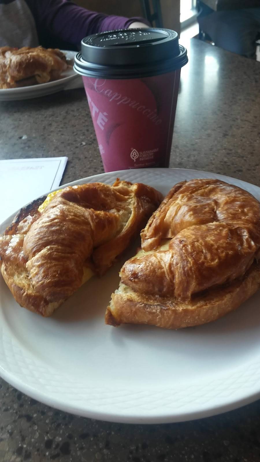 Lincoln Cafe | cafe | 740 E Long St, Columbus, OH 43203, USA | 6142522455 OR +1 614-252-2455