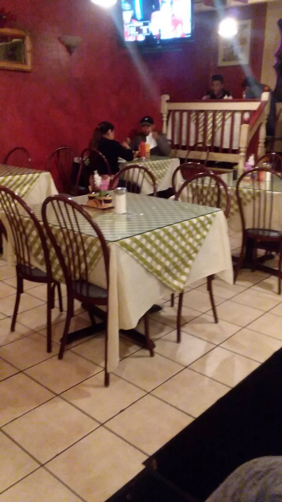 La Casa De Pollo | restaurant | 104 Speedwell Ave, Morristown, NJ 07960, USA | 9732671311 OR +1 973-267-1311