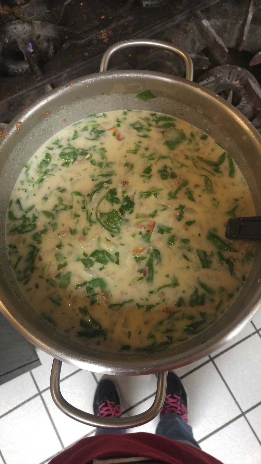 Carters Cafe | restaurant | 1106 W Front St, Buffalo, IA 52728, USA | 5633811555 OR +1 563-381-1555