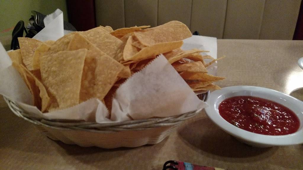 Mi Patron Mexican Restaurant | restaurant | 13995 Wards Rd, Lynchburg, VA 24501, USA | 4342375624 OR +1 434-237-5624