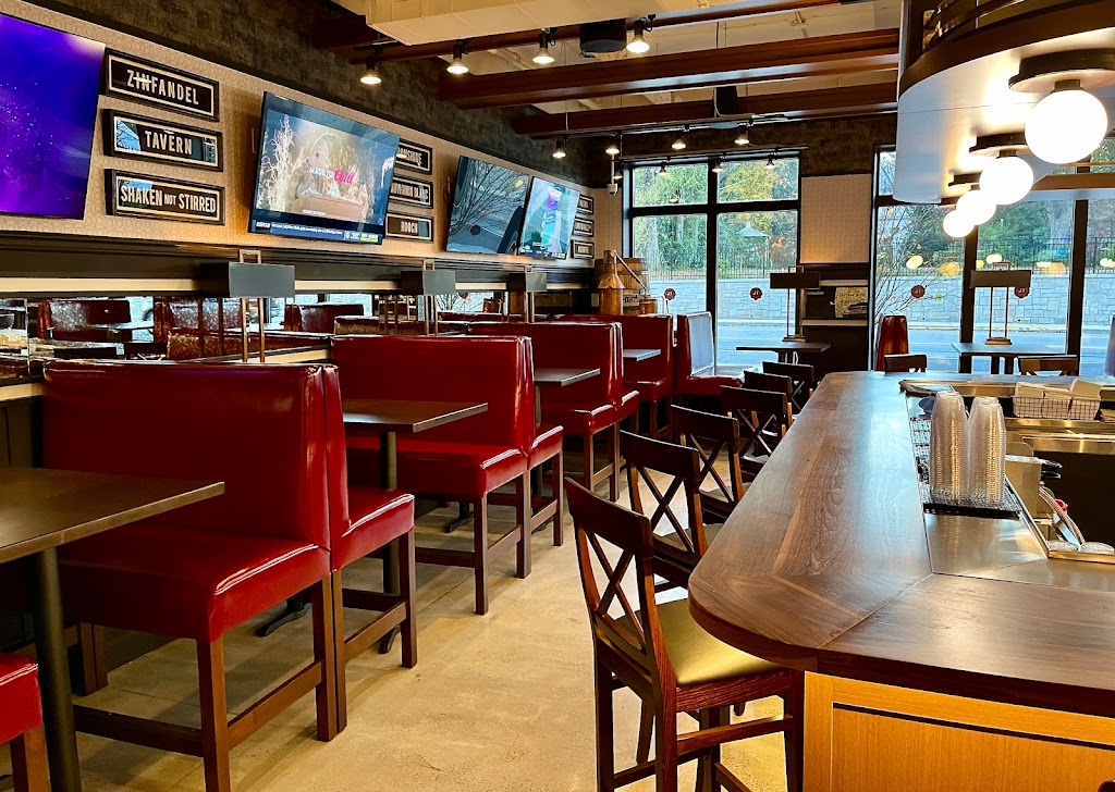 Uncle Jacks Tavern | restaurant | 30 S Clayton St Suite 100, Lawrenceville, GA 30046, USA | 4705321014 OR +1 470-532-1014