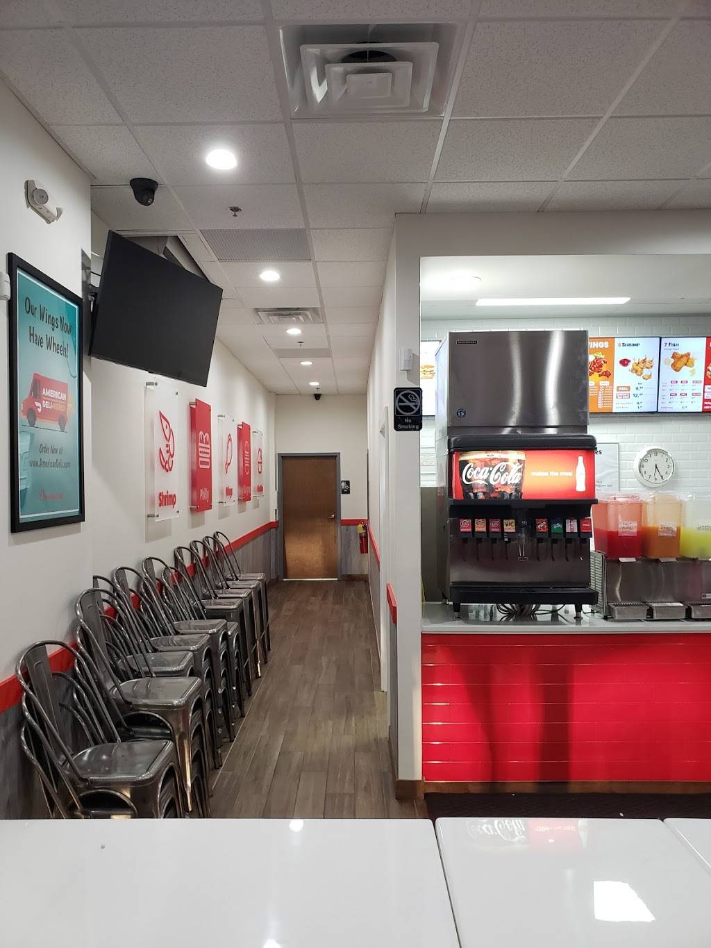 American Deli | restaurant | 2900 Highlands Pkwy SE, Smyrna, GA 30082, USA | 4043198081 OR +1 404-319-8081