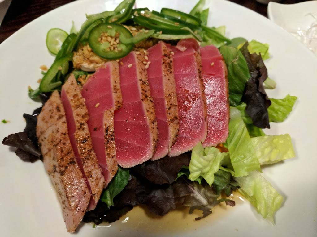 MAMA M SUSHI | restaurant | 29 E Holly St, Pasadena, CA 91103, USA | 6265681500 OR +1 626-568-1500