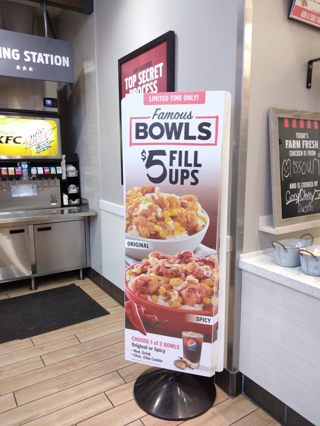 KFC | restaurant | 2237 E Sunshine St, Springfield, MO 65804, USA | 4178829373 OR +1 417-882-9373