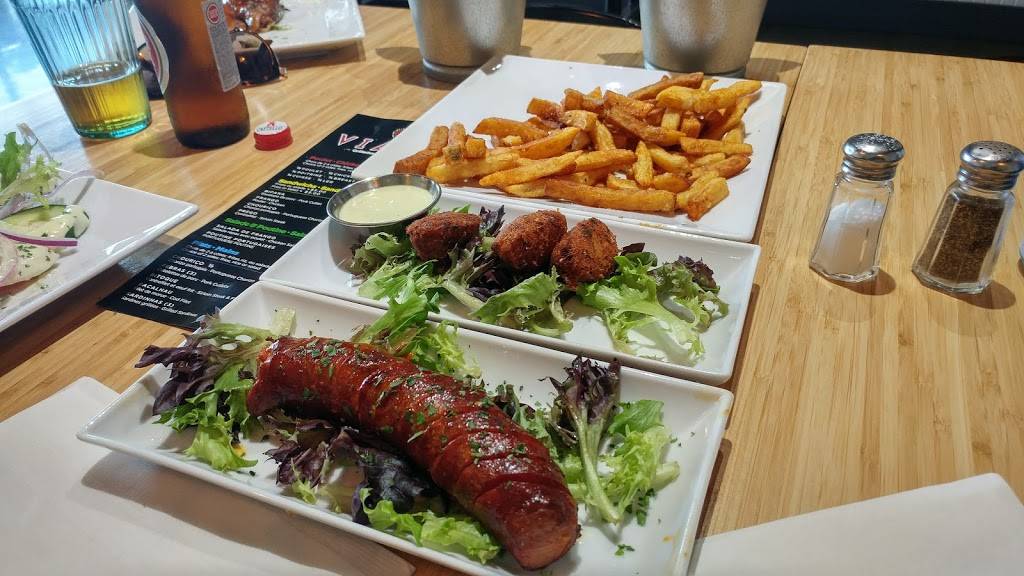 Viana Grillades Portugaises | restaurant | 2042 Rue Lapierre, LaSalle, QC H8N 2S2, Canada | 5143796789 OR +1 514-379-6789