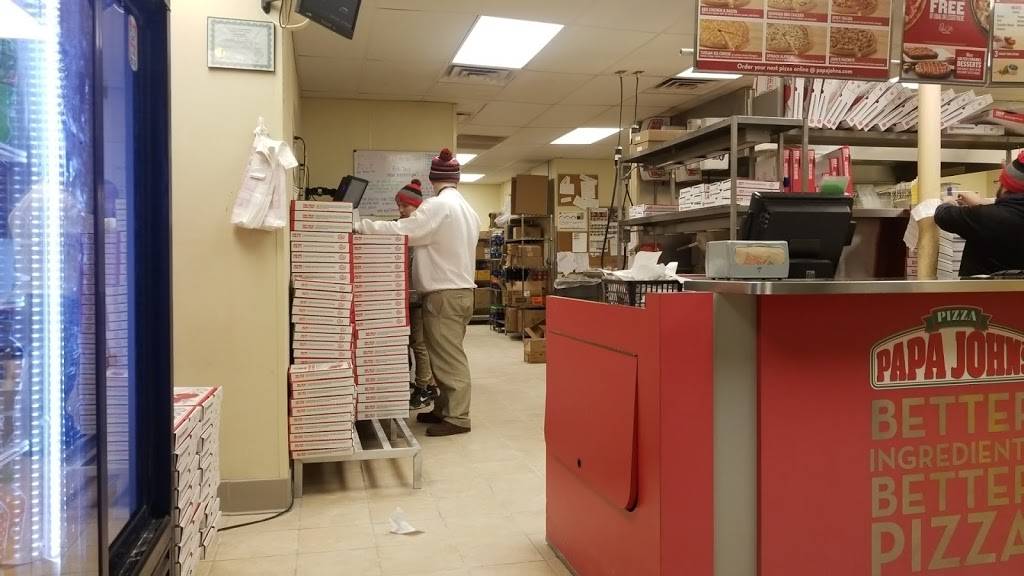 Papa Johns Pizza | restaurant | 1808 N Belt Hwy, St Joseph, MO 64506, USA | 8166762777 OR +1 816-676-2777