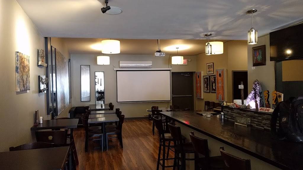 The Modern Life Deli and Drinks | night club | 46 Sanford Rd, Pittsboro, NC 27312, USA | 9195336883 OR +1 919-533-6883