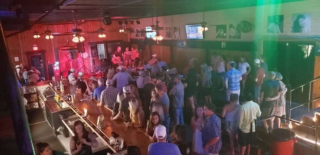 The Hideaway New Braunfels | restaurant | 262 W Jahn St, New Braunfels, TX 78130, USA | 8306205376 OR +1 830-620-5376