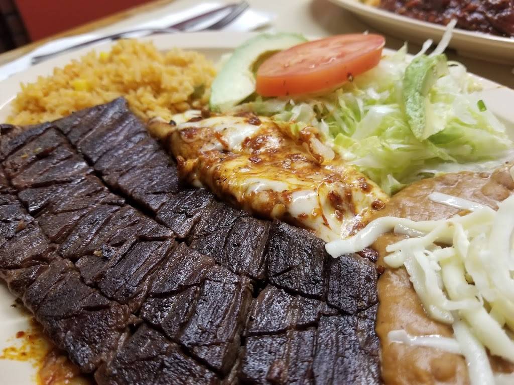 Mezcal Jalisco | restaurant | 5630 Cermak Rd, Cicero, IL 60804, USA | 7084776225 OR +1 708-477-6225